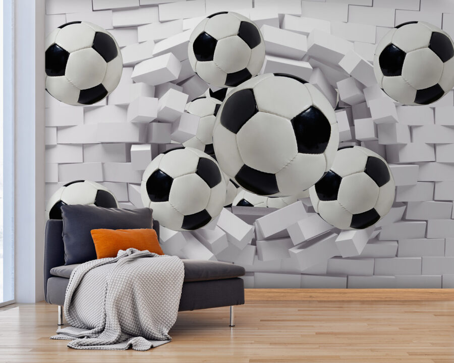 Groep voetballen vliegt over een muur