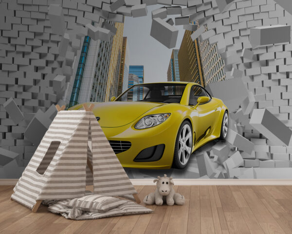 Gele auto in een muur van bakstenen Gele auto in een muur van bakstenen