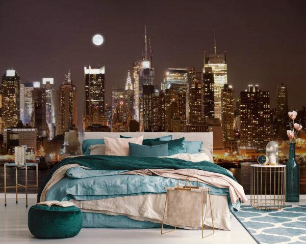 Skyline van de stad bij nacht met de maan aan de hemel Skyline van de stad bij nacht met de maan aan de hemel