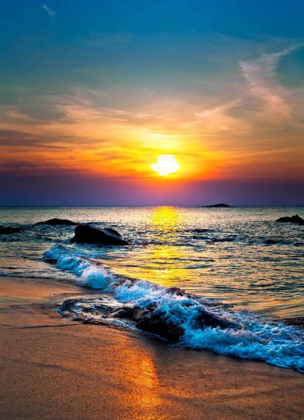 Zonsondergang boven een strand u57778p 600x830 - Zonsondergang boven een strand - tegory