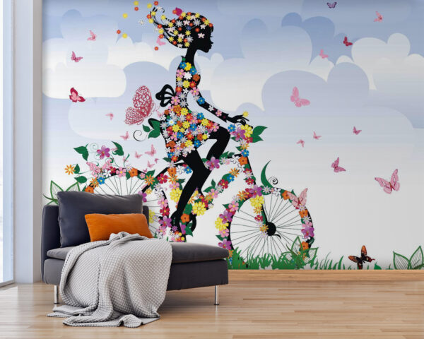 Fietsende vrouw met bloemen Fietsende vrouw met bloemen