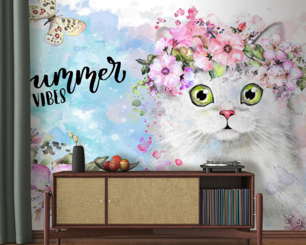 Kat met bloemen op zijn hoofd Kat met bloemen op zijn hoofd
