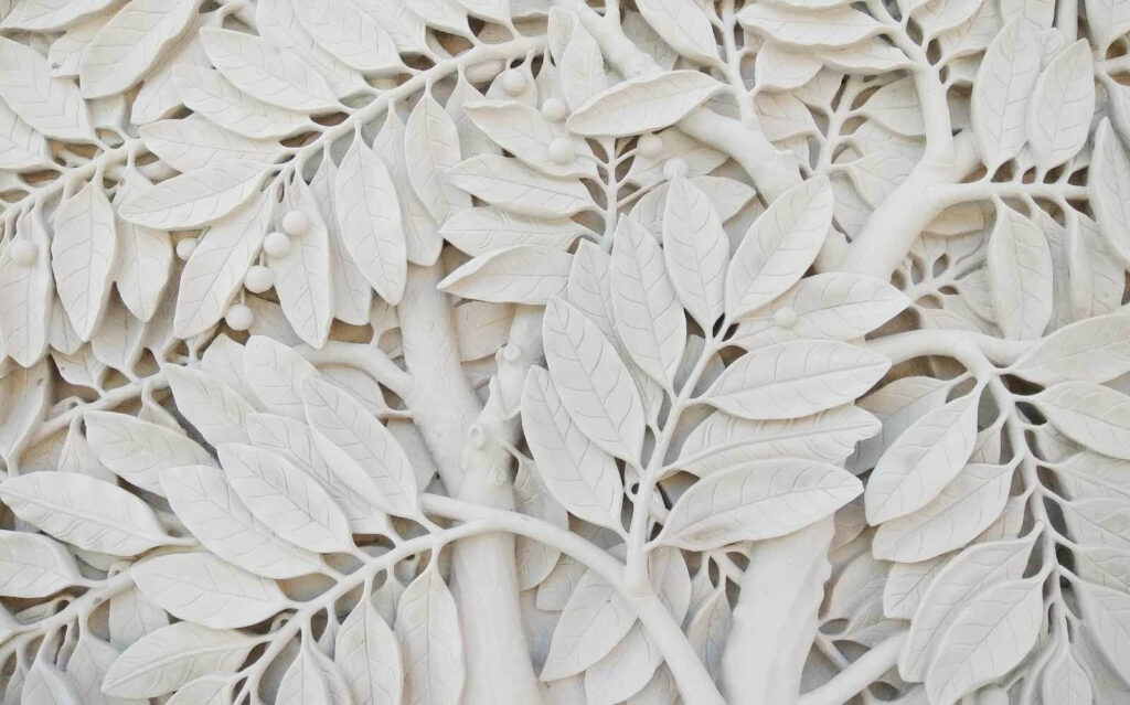 Witte boom met bladeren en bessen Witte boom met bladeren en bessen