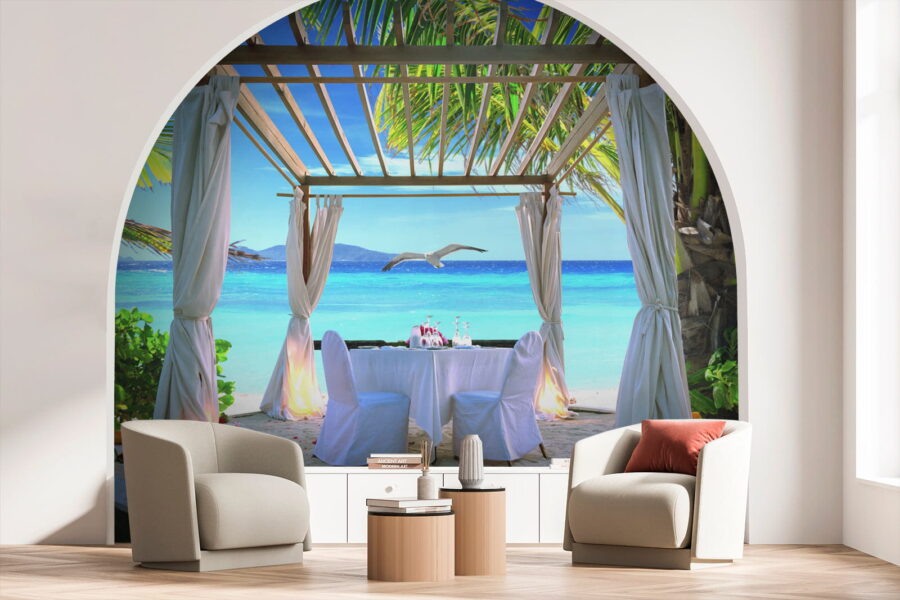 Opgezette tafel op een strand