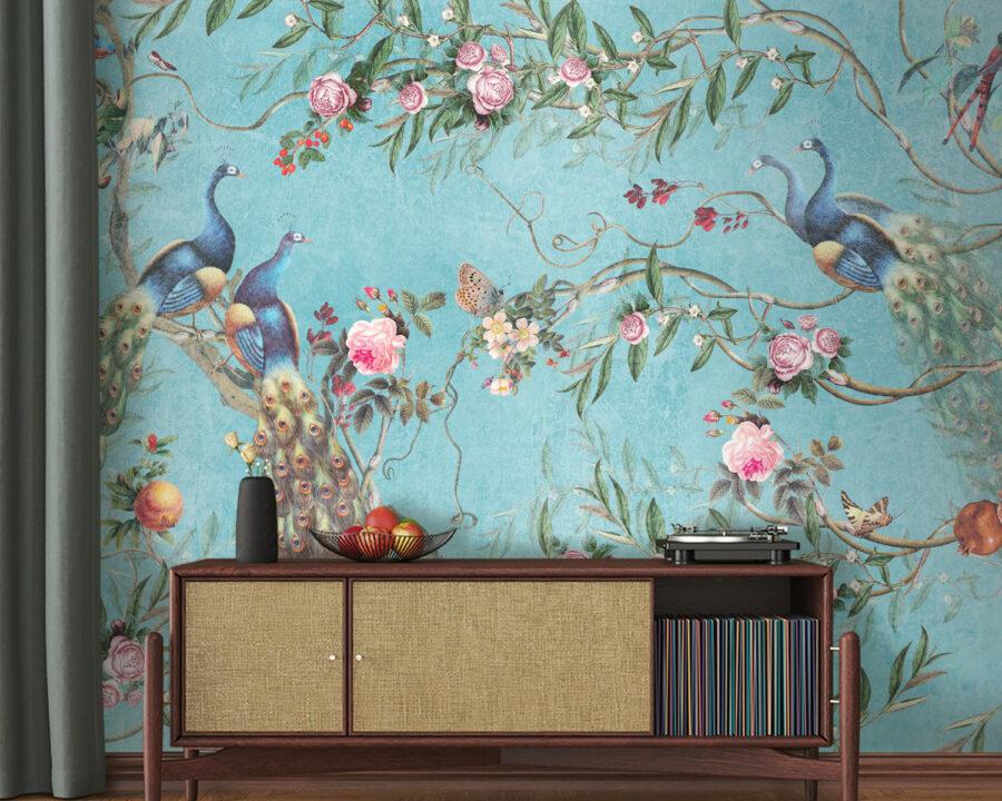 Een behang met vogels en bloemen
