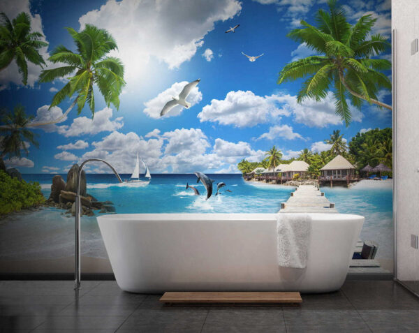 Houten aanlegsteiger met palmbomen en een strand met boten en dolfijnen Houten aanlegsteiger met palmbomen en een strand met boten en dolfijnen
