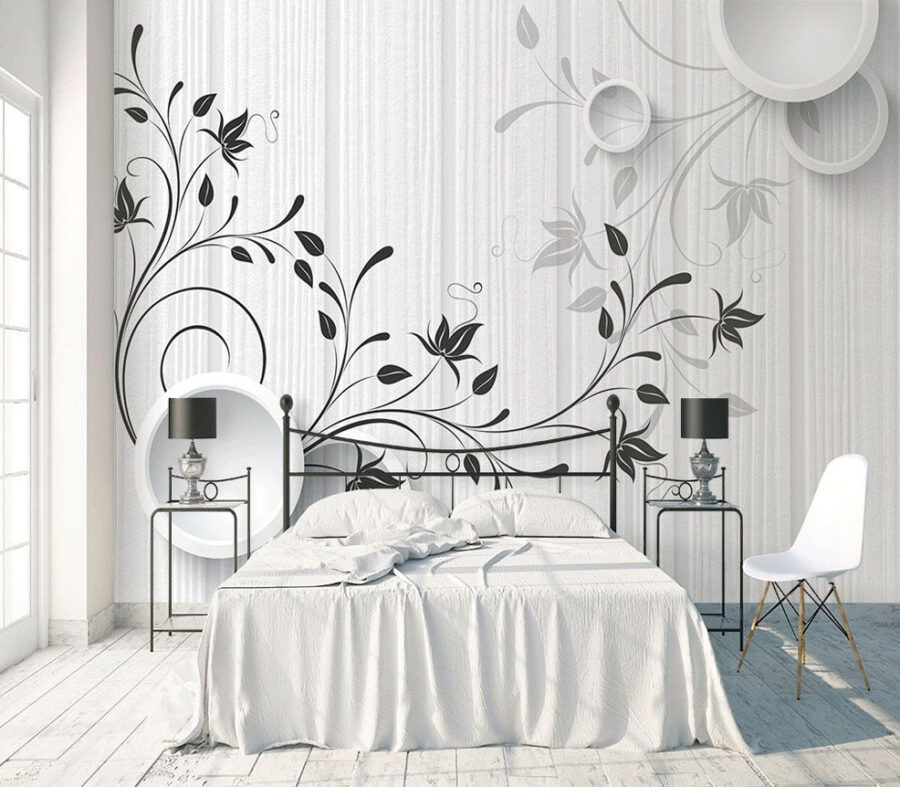 Witte muur met zwarte en witte bloemen