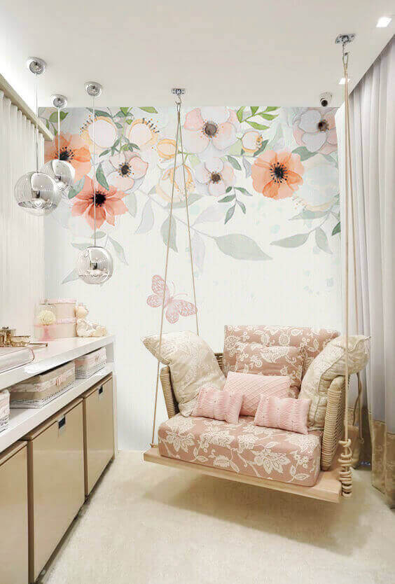 Witte achtergrond met bloemen en vlinders Witte achtergrond met bloemen en vlinders