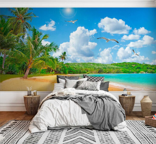 Strand met palmbomen en water Strand met palmbomen en water