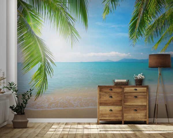 Strand met palmbomen en blauw water Strand met palmbomen en blauw water
