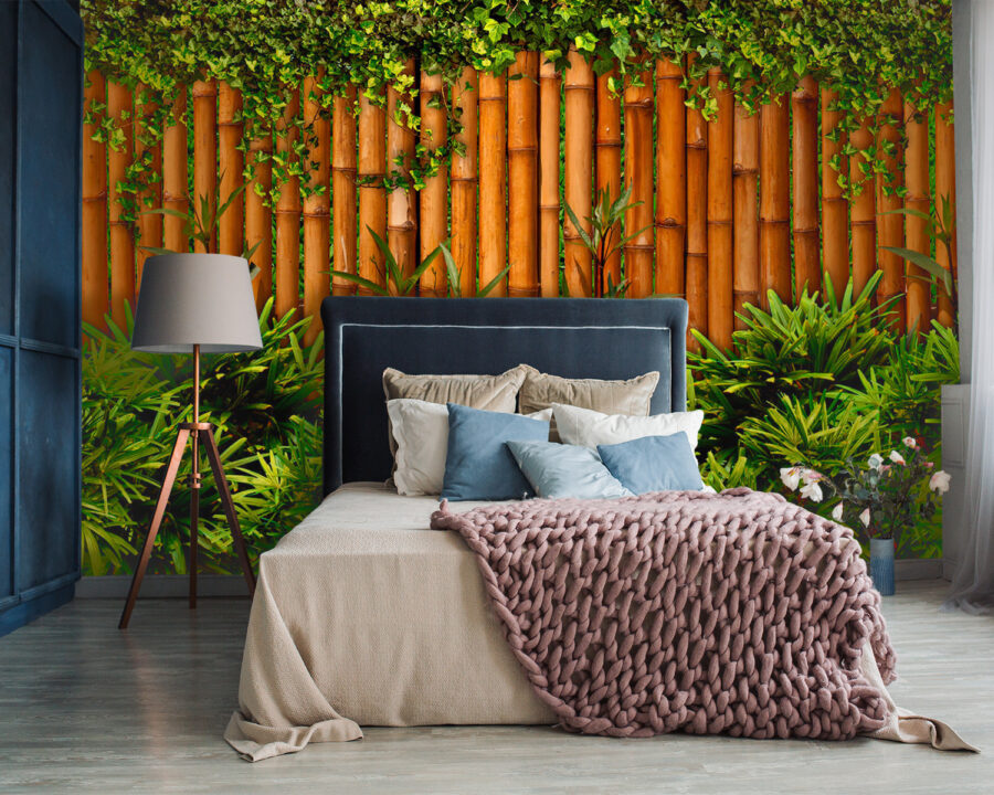 Bamboe hek met planten Bamboe hek met planten