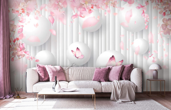 Groep witte ballen met roze vlinders erop Groep witte ballen met roze vlinders erop