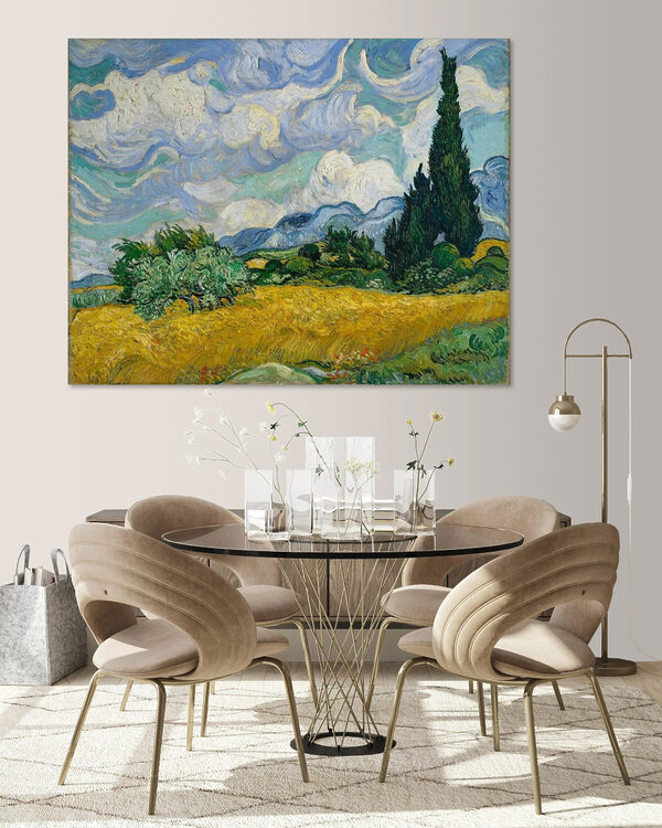 Een schilderij van een landschap met bomen en bergen Een schilderij van een landschap met bomen en bergen