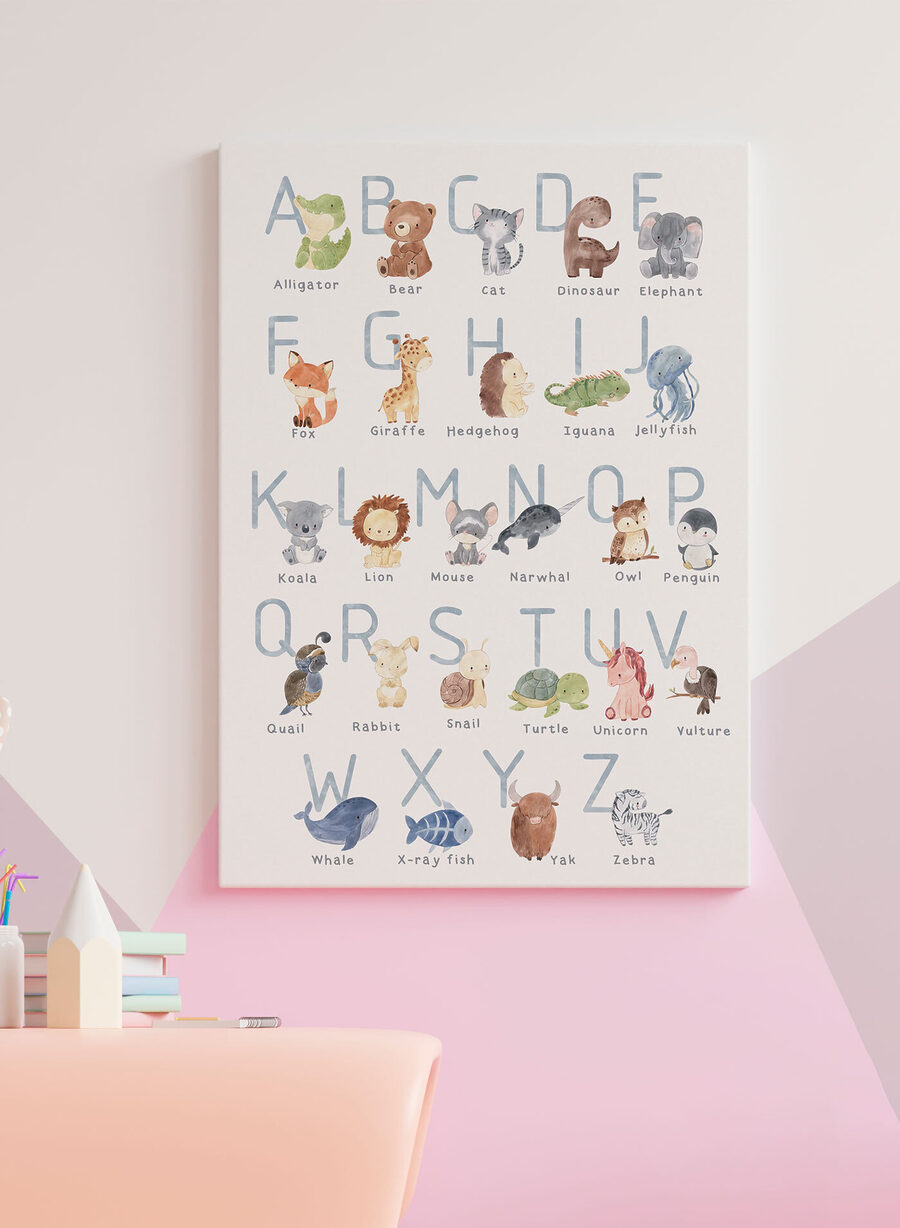 Een poster met dieren en letters