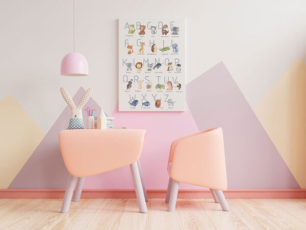 Een poster met dieren en letters Een poster met dieren en letters