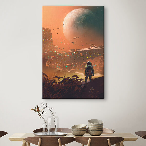 Een astronaut loopt in een stad Een astronaut loopt in een stad