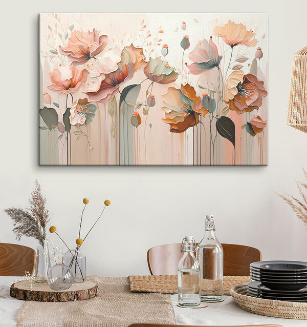 Een schilderij van bloemen op een muur Een schilderij van bloemen op een muur