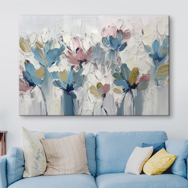 Een schilderij van bloemen op een wit oppervlak Een schilderij van bloemen op een wit oppervlak