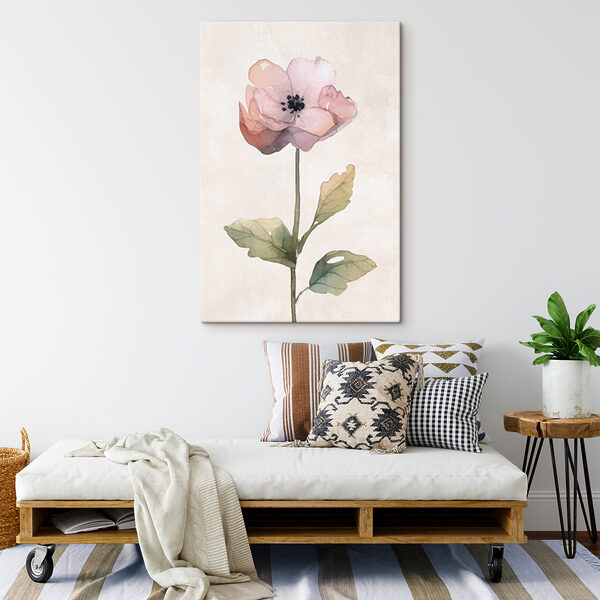 Een roze bloem met groene bladeren Een roze bloem met groene bladeren