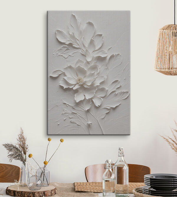 Een witte bloem met bladeren Een witte bloem met bladeren
