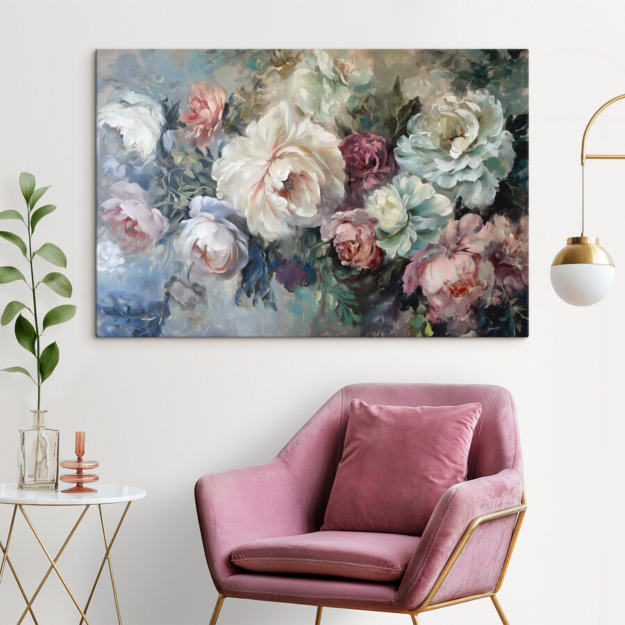 Een schilderij van bloemen op een blauwe achtergrond
