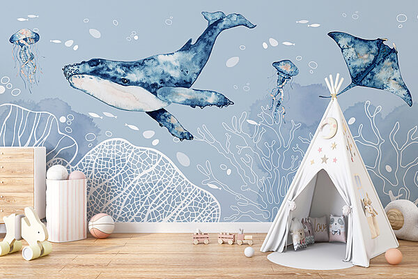 Een walvis en pijlstaartroggen zwemmend in de oceaan Een walvis en pijlstaartroggen zwemmend in de oceaan