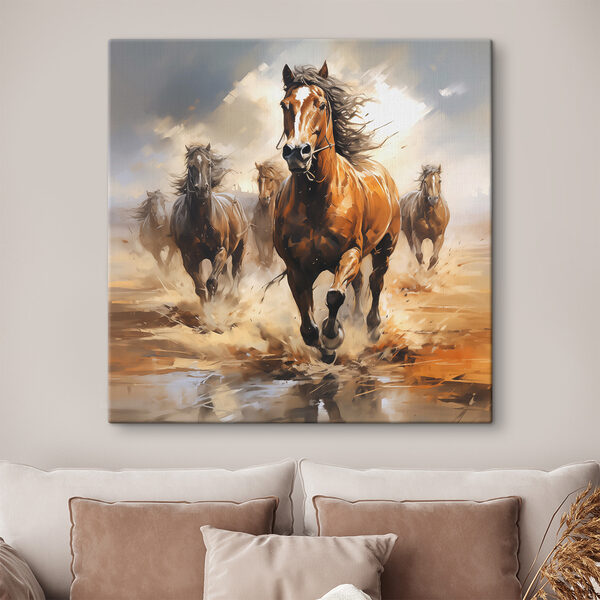 Een groep paarden rent door het water Een groep paarden rent door het water