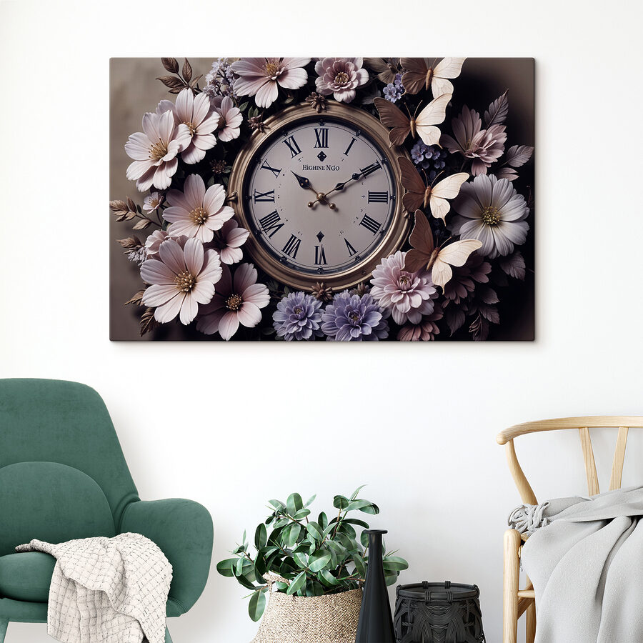 Klok omringd door bloemen