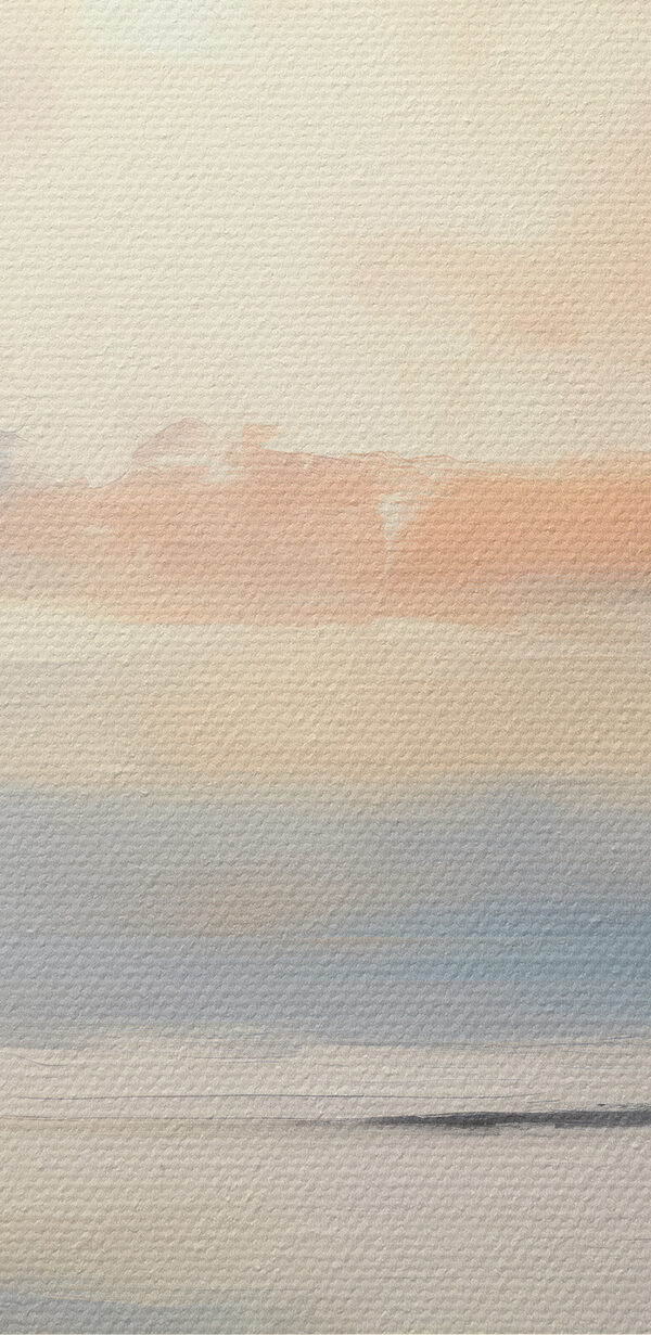 Kalm waterlichaam met wolken in de lucht Kalm waterlichaam met wolken in de lucht