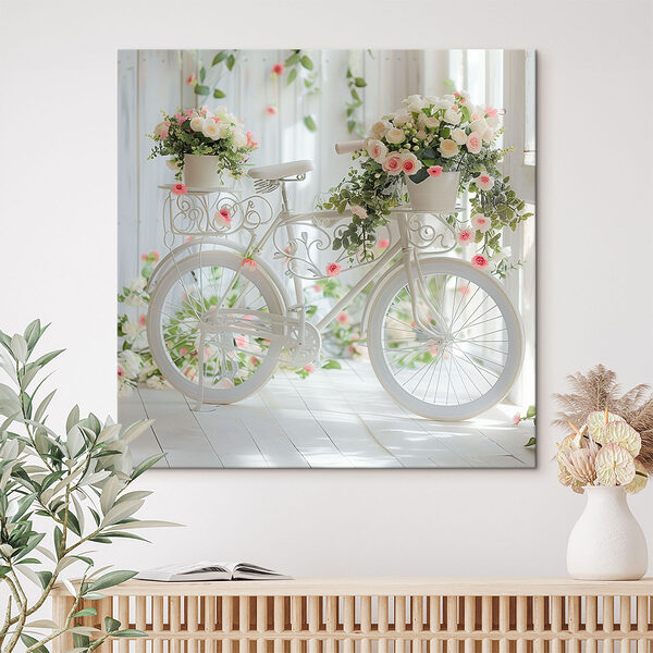 Witte fiets met bloemen erop Witte fiets met bloemen erop