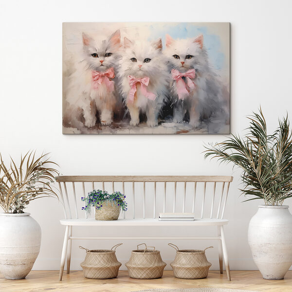 Groep witte katten met roze strikjes Groep witte katten met roze strikjes