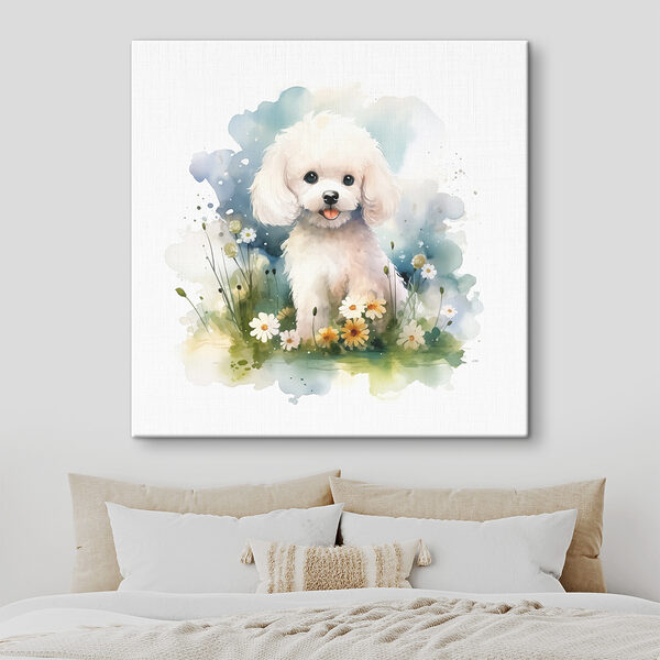 Witte hond zittend in een veld vol bloemen Witte hond zittend in een veld vol bloemen