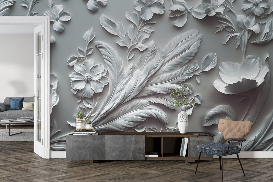 Witte muur met bloemen en bladeren