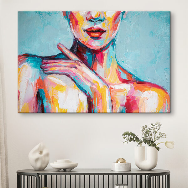 Schilderij van een vrouw met haar hand op haar schouder Schilderij van een vrouw met haar hand op haar schouder