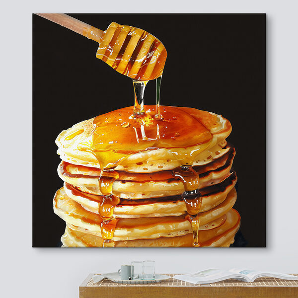 Stapel pannenkoeken met honing druipend van een houten stokje Stapel pannenkoeken met honing druipend van een houten stokje