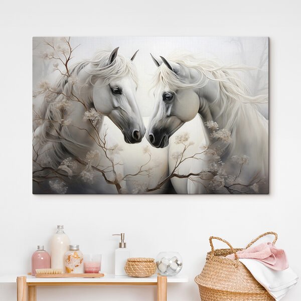 Twee witte paarden met lange manen Twee witte paarden met lange manen