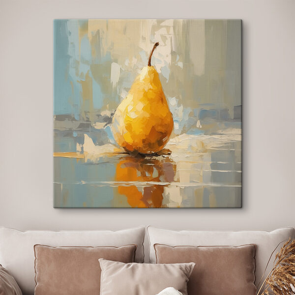 Gele peer op een reflecterend oppervlak Gele peer op een reflecterend oppervlak