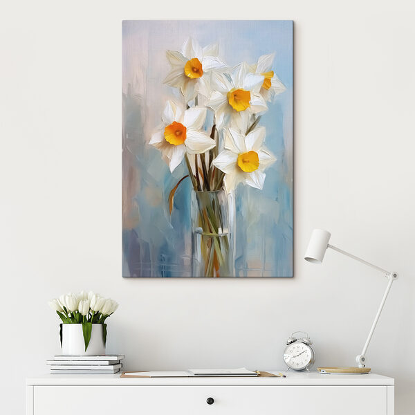 Witte en gele bloemen in een glazen vaas Witte en gele bloemen in een glazen vaas