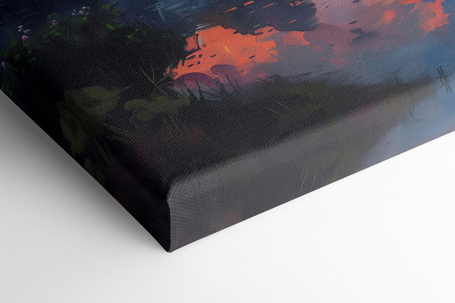Bergketen met een meer en zonsondergang