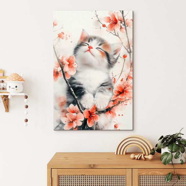 Kat zittend op een boom met bloemen Kat zittend op een boom met bloemen