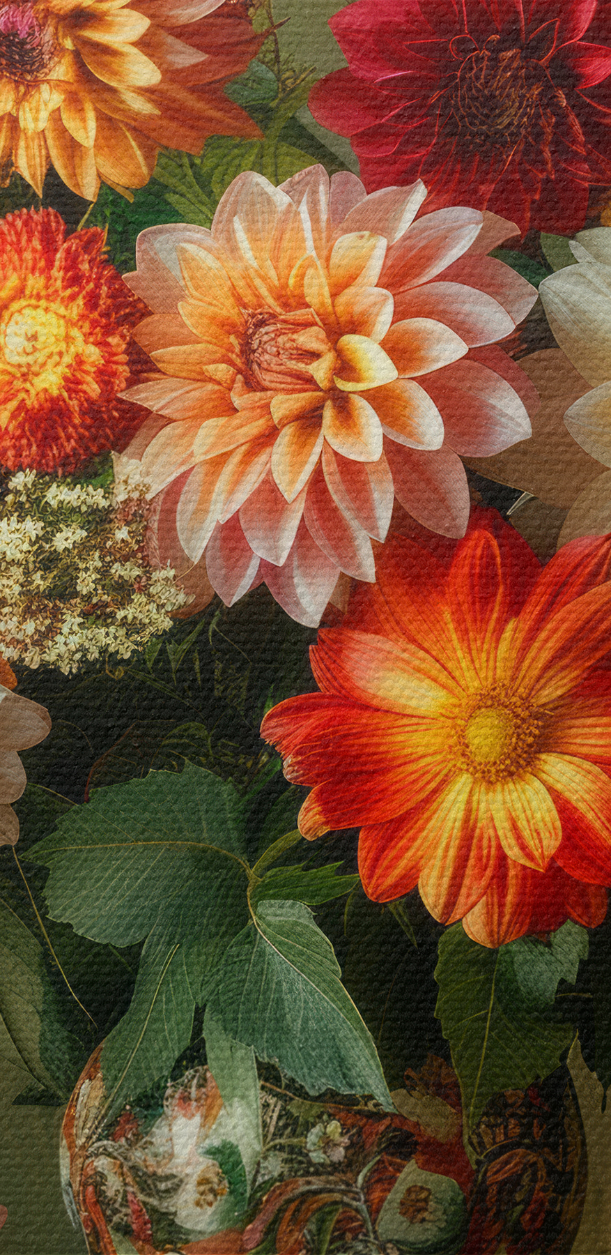 Vaas met bloemen op een tafel