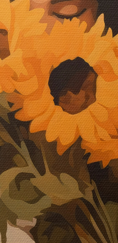 Vrouw met boeket zonnebloemen