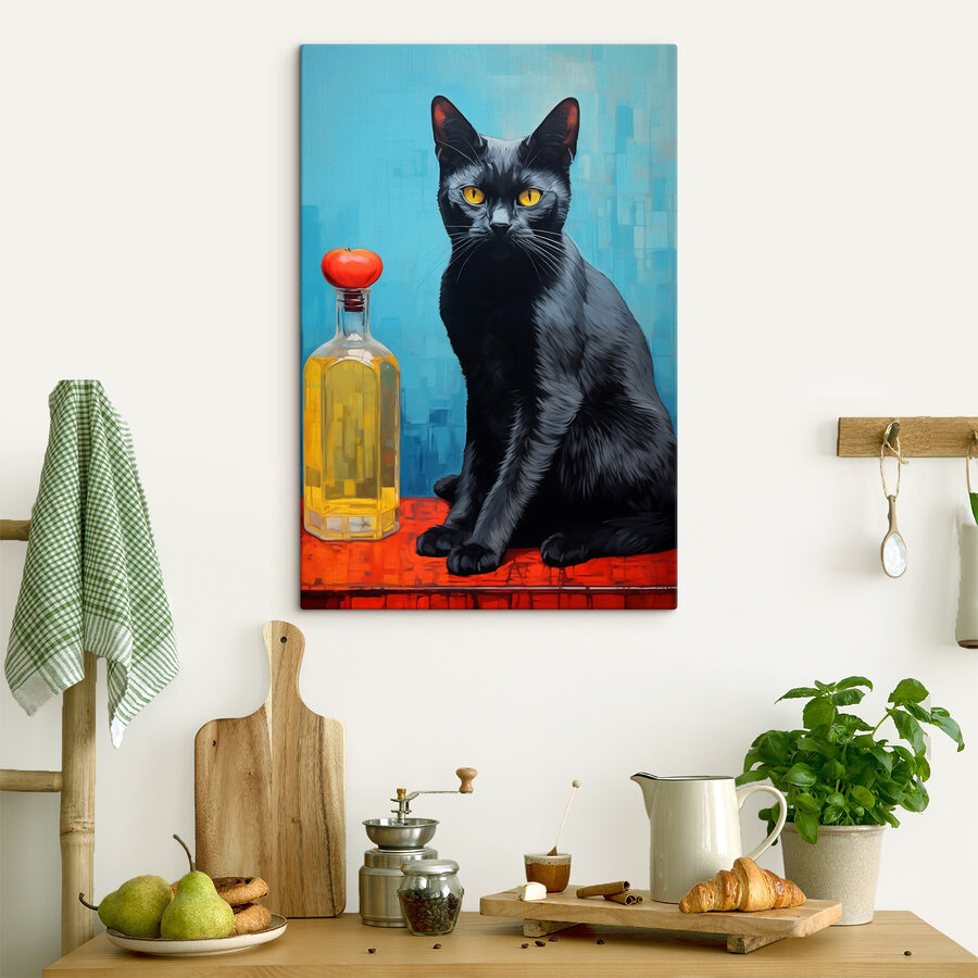 Zwarte kat naast een fles vloeistof Zwarte kat naast een fles vloeistof