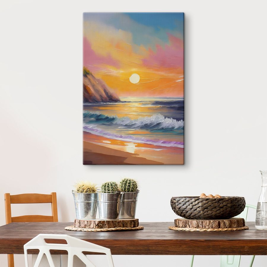 Schilderij van een strand met golven en heuvels