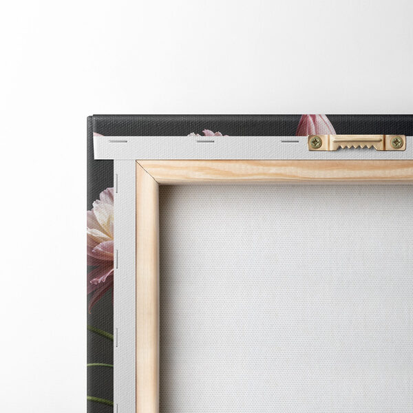 Vaas met bloemen op een tafel Vaas met bloemen op een tafel