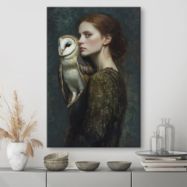 Vrouw met uil Vrouw met uil