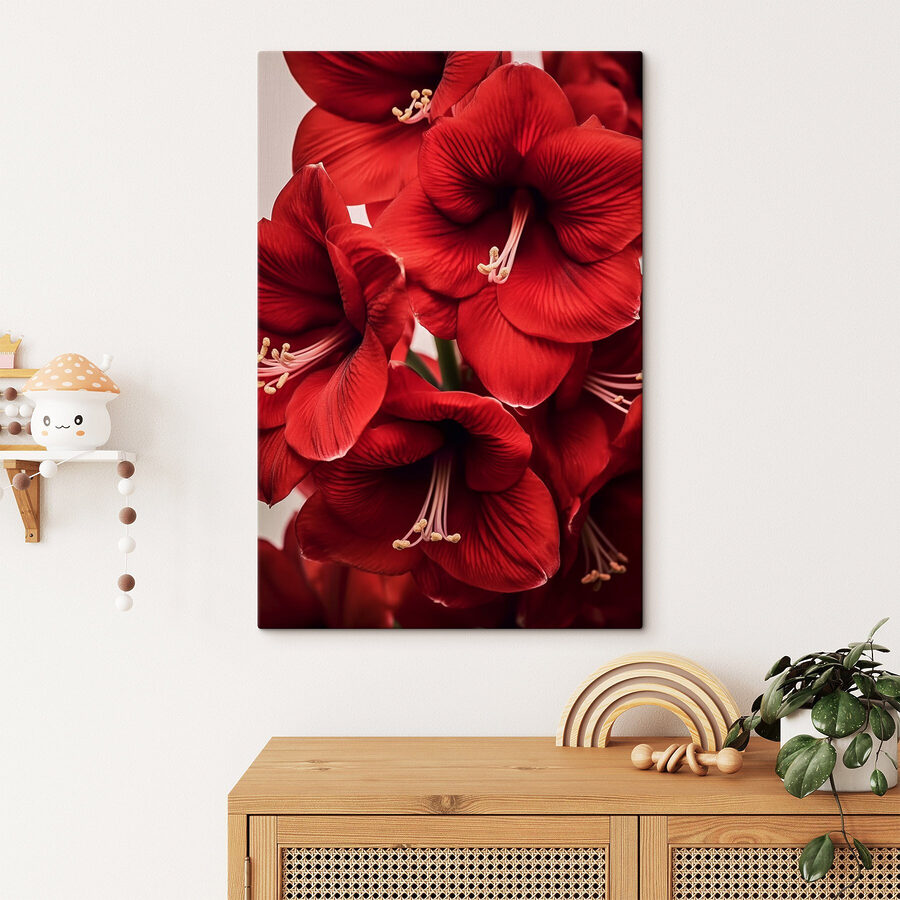 Levendig rode bloemen in volle bloei
