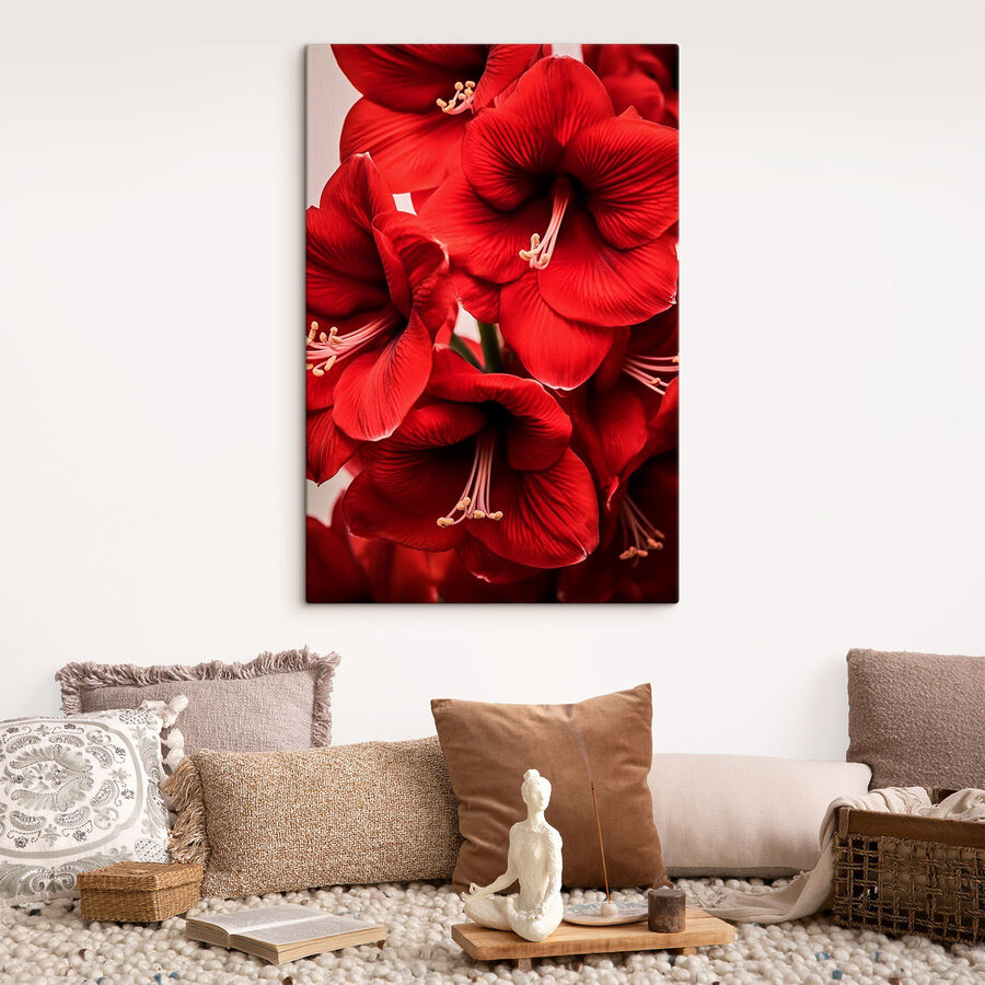 Levendig rode bloemen in volle bloei
