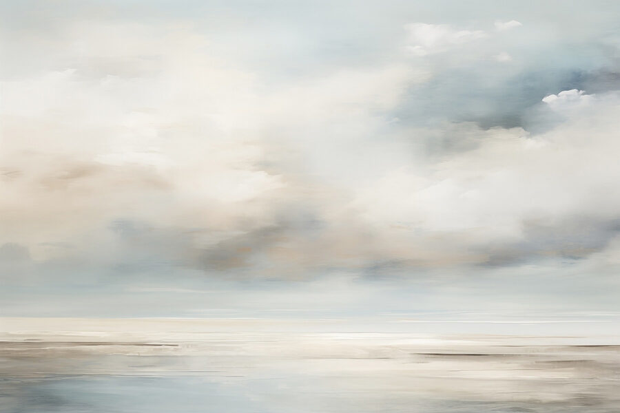 Bewolkte lucht boven water