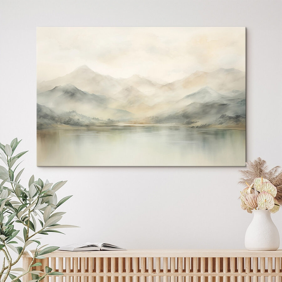 Aquarel van een meer met bergen in de verte